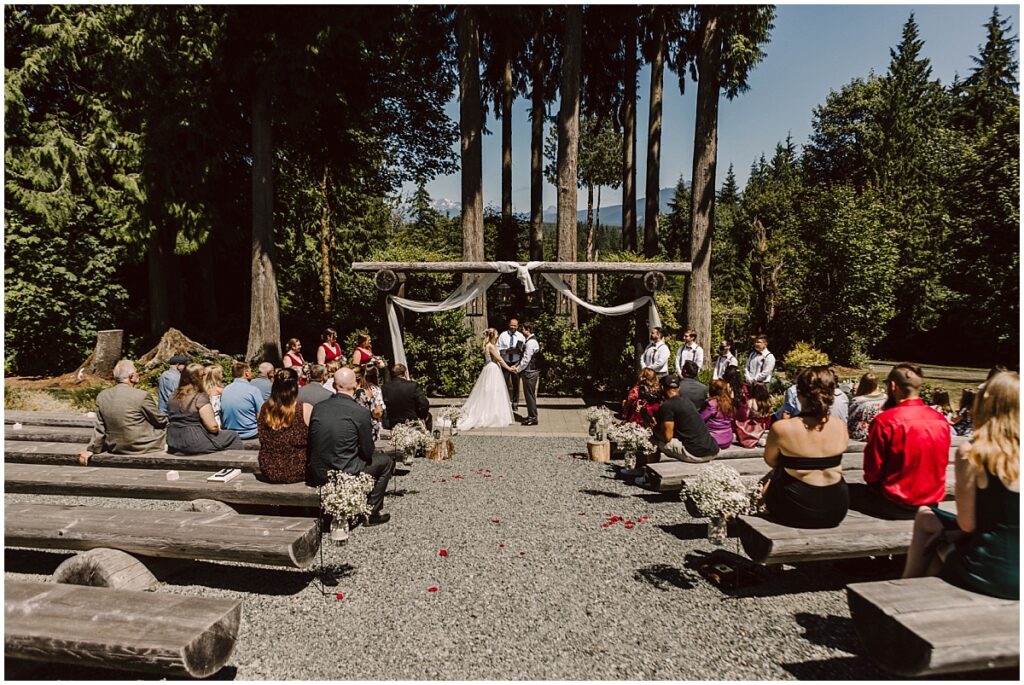 Seattlesnohomishweddingphotography 0889 The Lookout Lodge Snohomish Wedding Venue