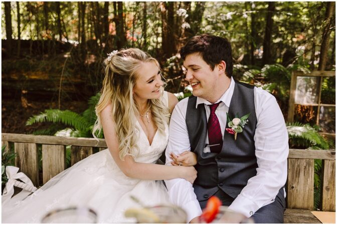 Snohomish Wedding Venue The Lookout Lodge Bride Groom Bridesmaid Groomsmen Woodland Wedding Venue with Mountain Views